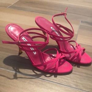 Manolo Blahnik Hot Pink Heels